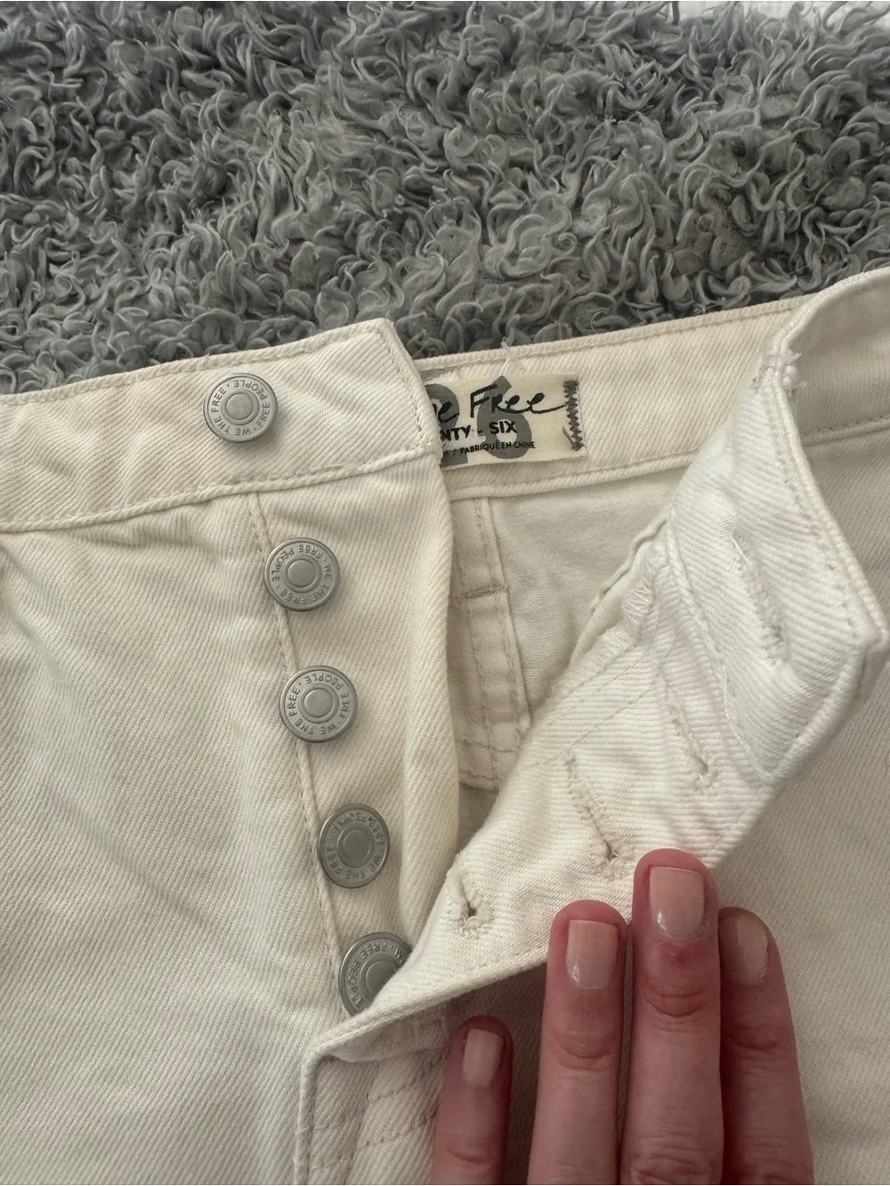 Free People Cream Distressed Denim Mini Skirt - Size 26 - Picture 3 of 7